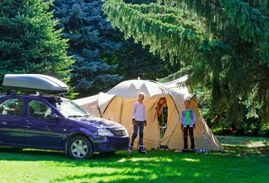 famille en camping près de Nantes 